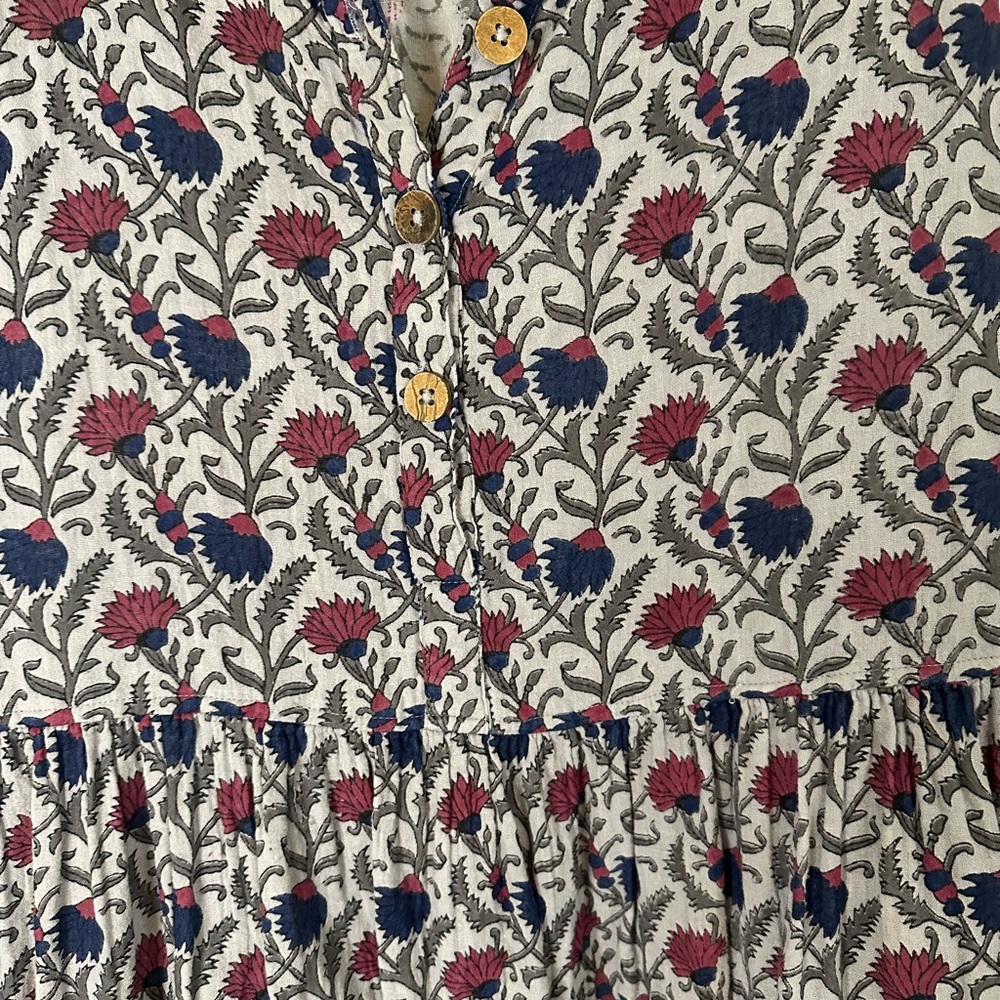 NATURAL LIFE Sleeveless Printed Midi Dress in Navy and Burgundy - Picture 5 of 6